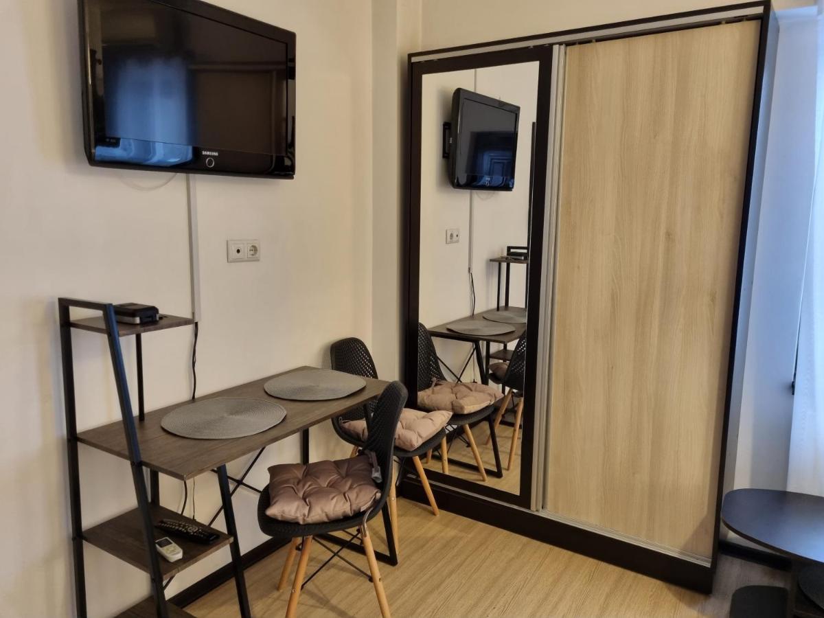 Central & Comfy, Peaceful Apt In Jassy Zewnętrze zdjęcie